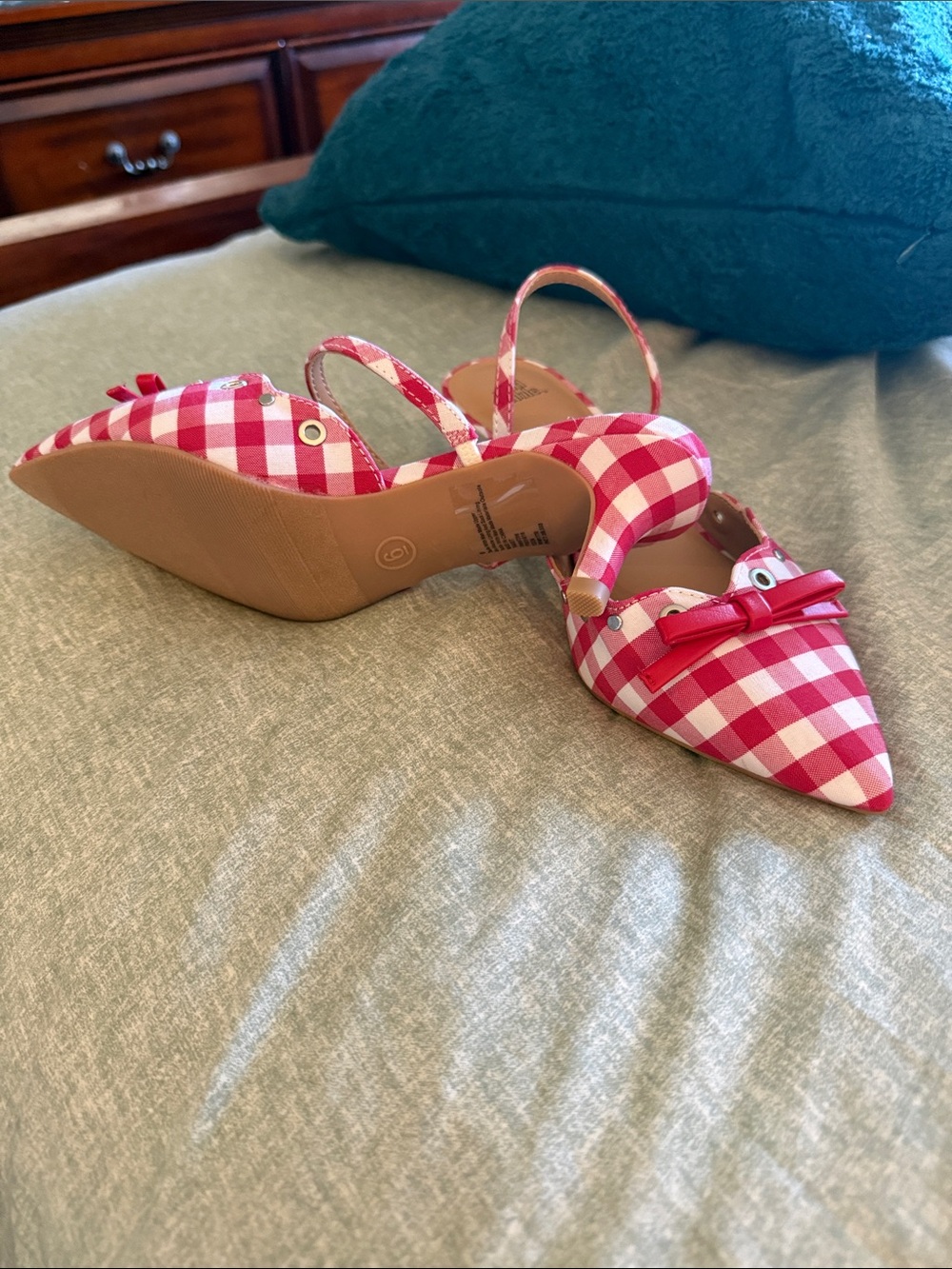 Women’s Red Gingham Pointed-Toe Slingback Flats with Bow